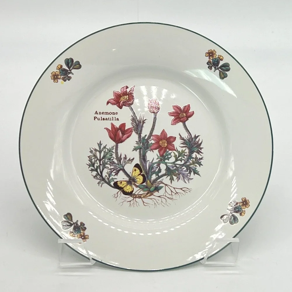 Royal Cuthbertson Florabunda Floral Salad Plates 4-Piece 8'' Discontinued